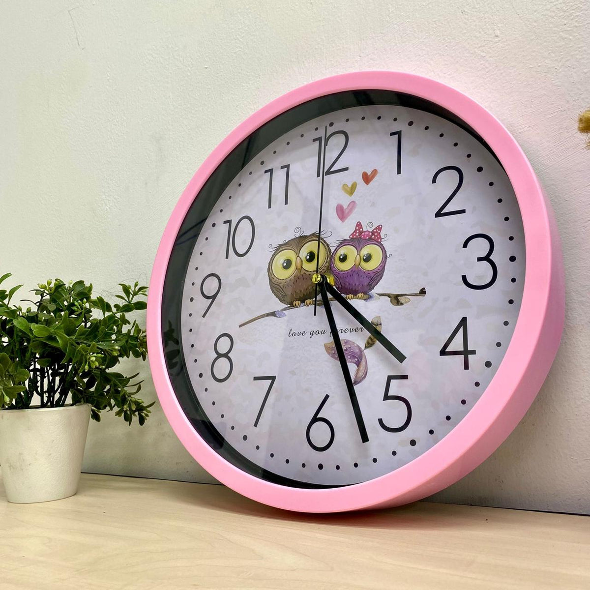 Reloje De Dormitorio Con Fondo Animados