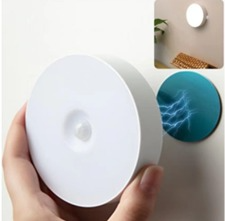 LUZ CON SENSOR DE MOVIMIENTO X3 UNDS