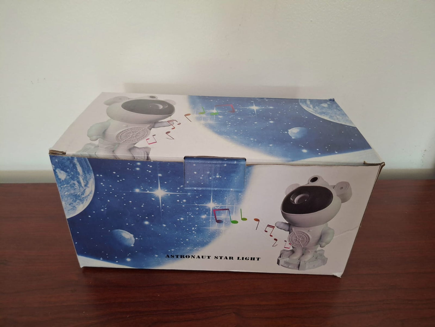 Astronauta proyector