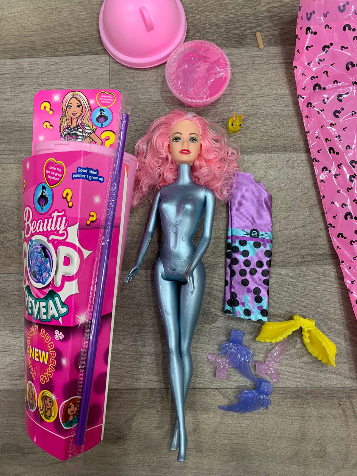 BARBIE POP REVEAL SORPRESA