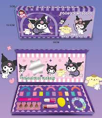 Caja de maquillaje kuromi + pulsera