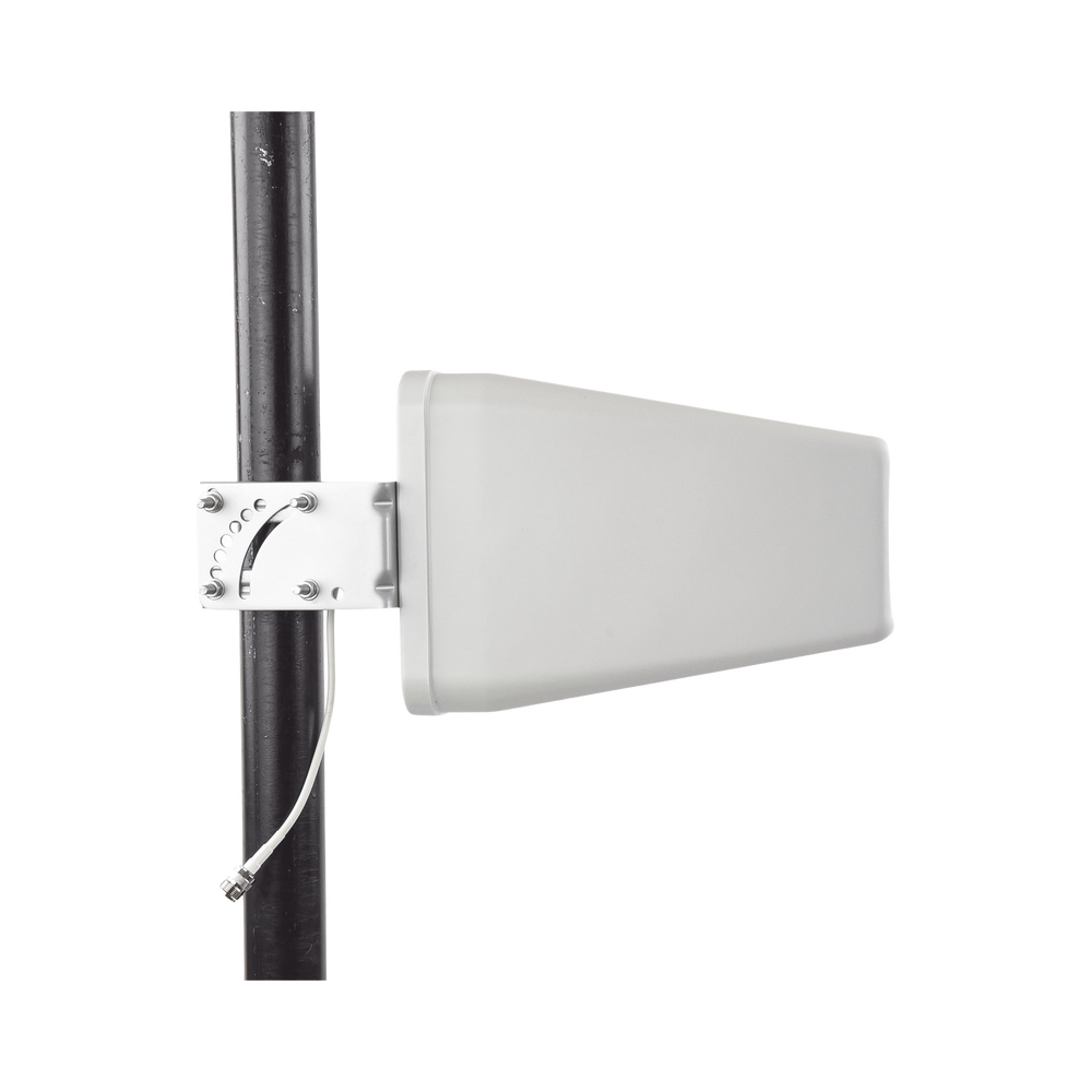 High-performance broadband directional antenna, 698-960 MHz / 1695-2700 MHz, N-female connector. 50 Ohm impedance.