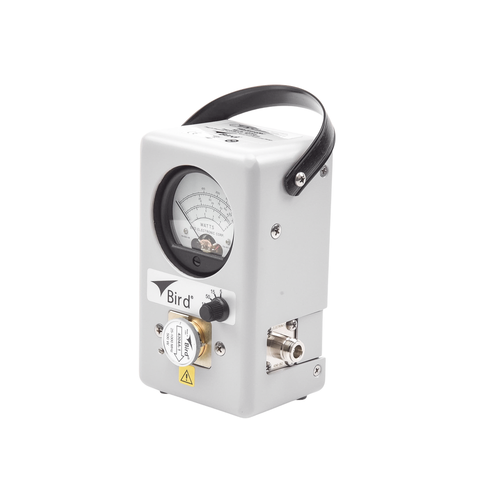 Wattmetro Direccional Thrueline de Banda Ancha con Elemento Fijo de 25-1000 MHz, 5-500 Watt .