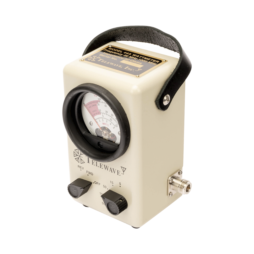 Wattmetro para Radiofrecuencia de Banda Ancha, 20-1000 MHz, en escalas de 5, 15, 50, 150 y 500 Watt.