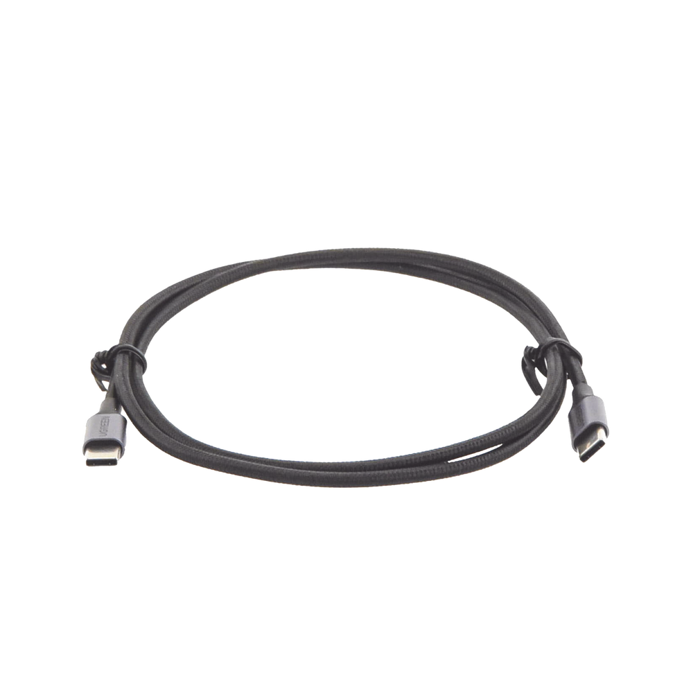 USB-C to USB-C Cable / 1 Meter / Aluminum Housing / Nylon Braided / Data Transfer Up to 480 Mbps / Supports Fast Charging up to 60W
