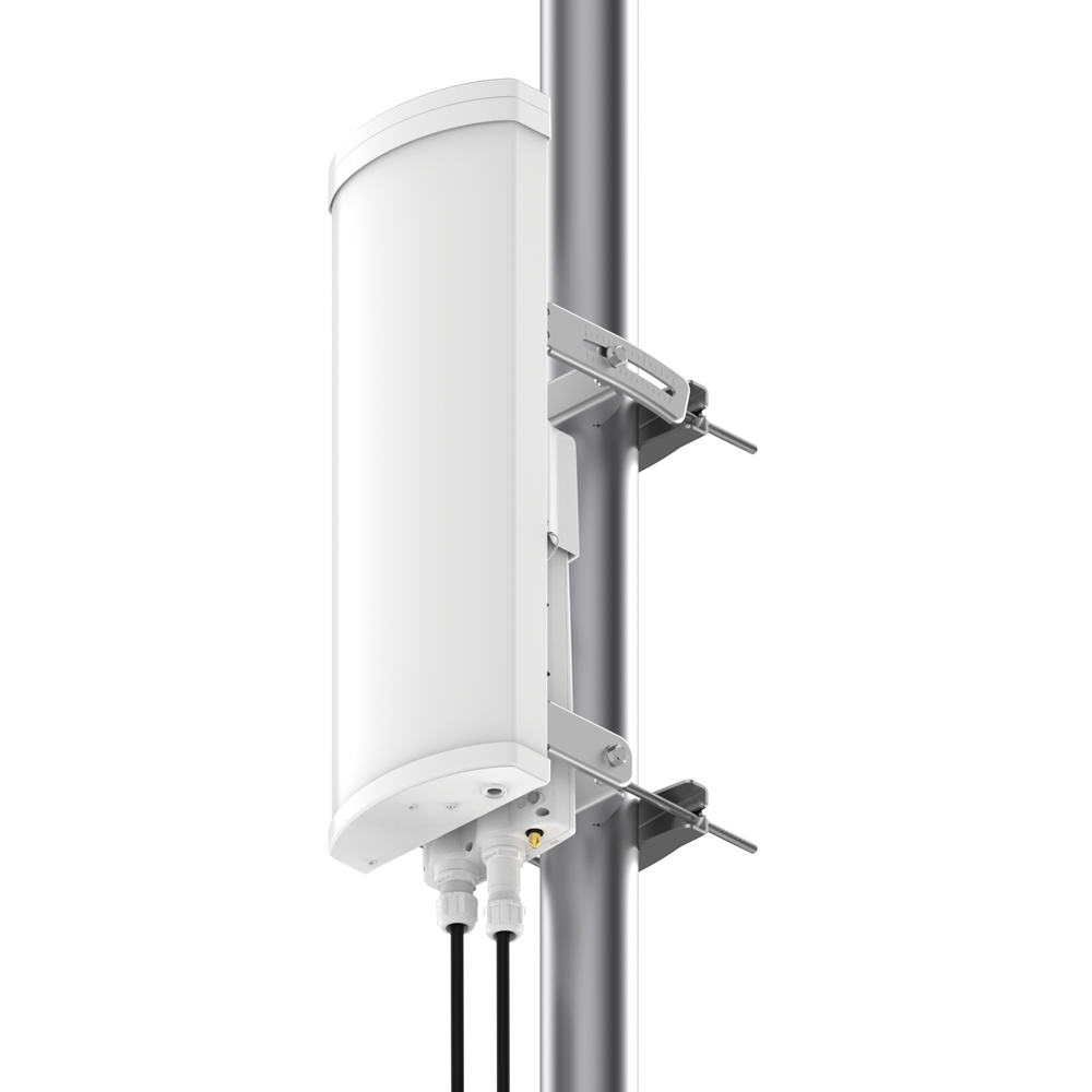 90-degree sector antenna, 18 dBi, 5.9-7.1 GHz, MU-MIMO 4x4, includes mounting kit for EPMP4600