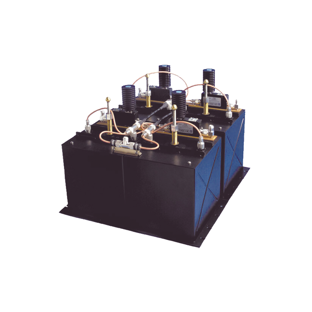 Combinador dB SPECTRA, en Panel /Rack 19", 450-470 MHz, 6 Canales, 100 kHz de Sep. N Hembras.
