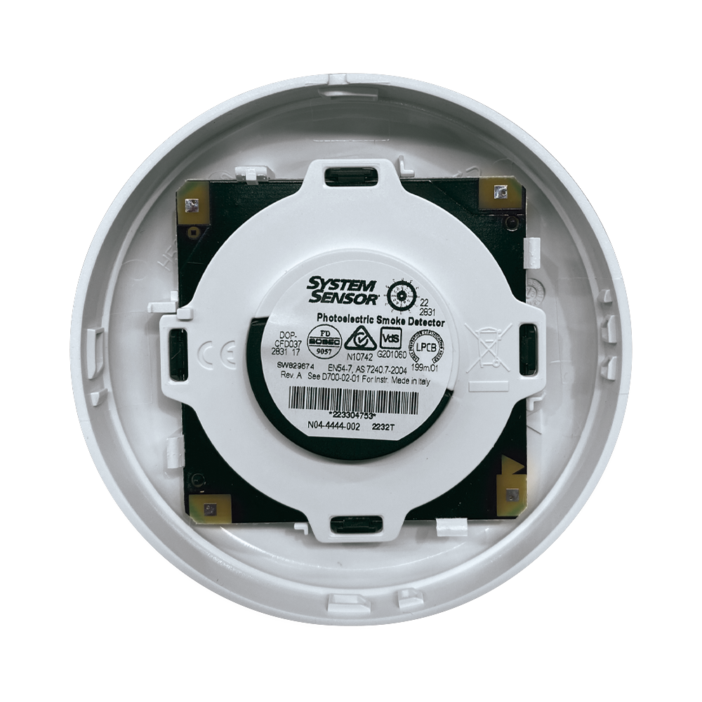 Conventional Photoelectric Smoke Detector / Automatic Dirt Compensation / Requires Base