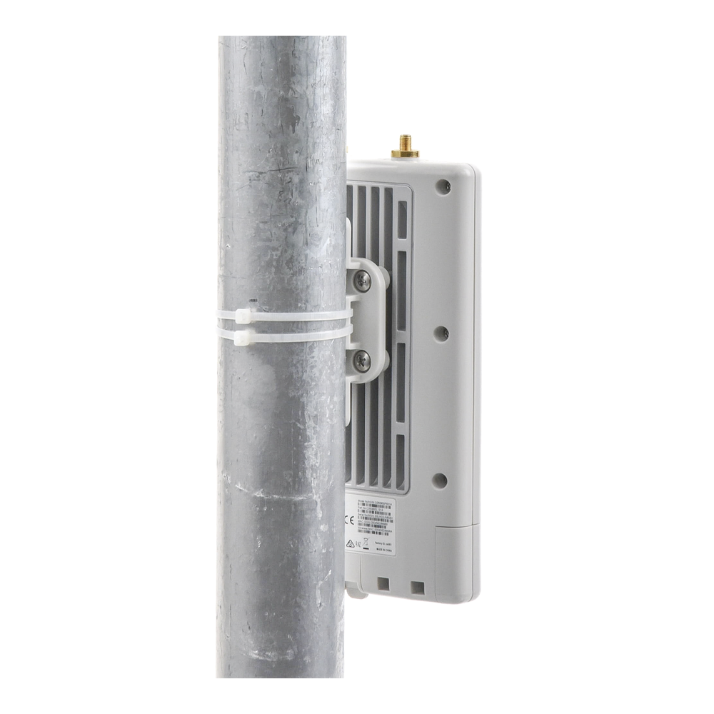 ePMP2000 Access Point with Smart Filtering and Smart Beamforming Lite (10 Subscribers) - C050900L131A
