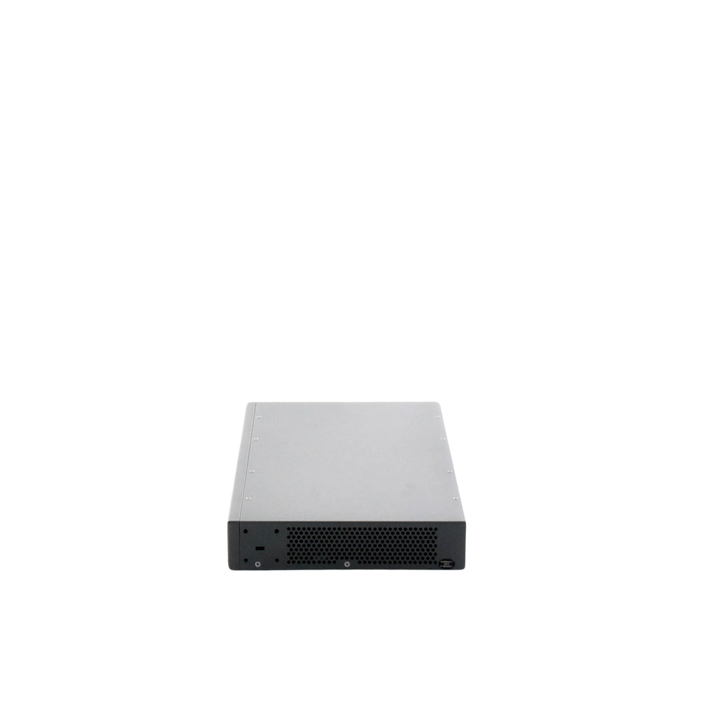 Manageable Gigabit Switch / 16 10/100/1000 Mbps ports + 4 SFP Uplink Ports / Compatible with GWN Cloud.
