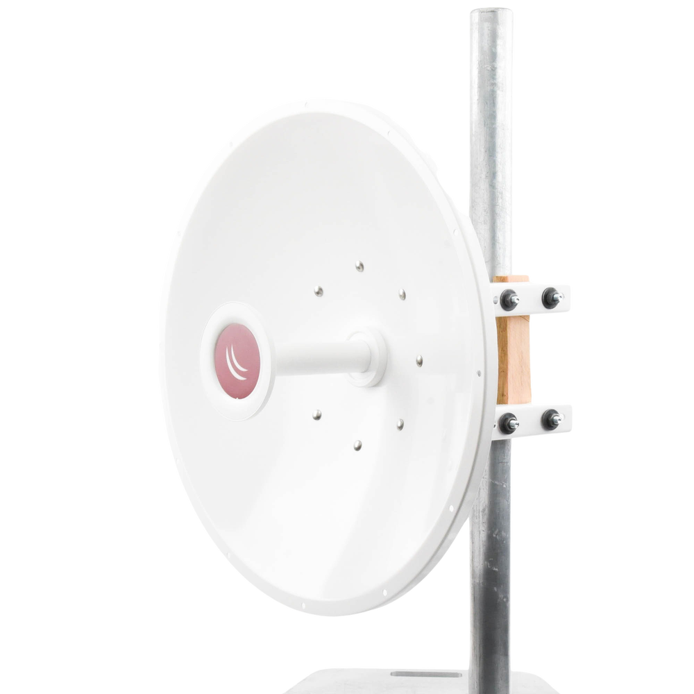 (mANT30 PA) 4.7 - 5.8 GHz directional antenna, 30dBi gain, SMA female connector. With precision alignment mount.