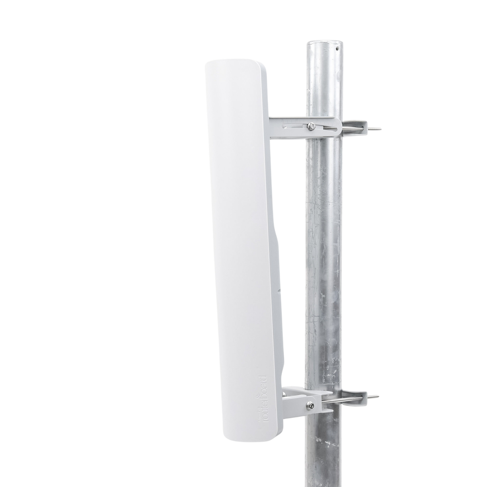 (mANT 19s) 19 dBi Sector Antenna with 120° Opening Angle, Frequency Range 5.17 - 5.825 GHz.