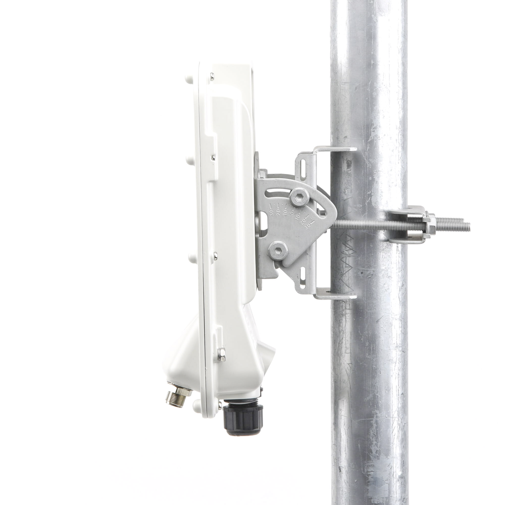 PTP-550 Hasta 1.36 GBps / 4910 - 6200 MHz / 802.11 AC Wave 2 MU-MIMO 4: 4x4 / BackHaul Conectorizado (C050055H014B)