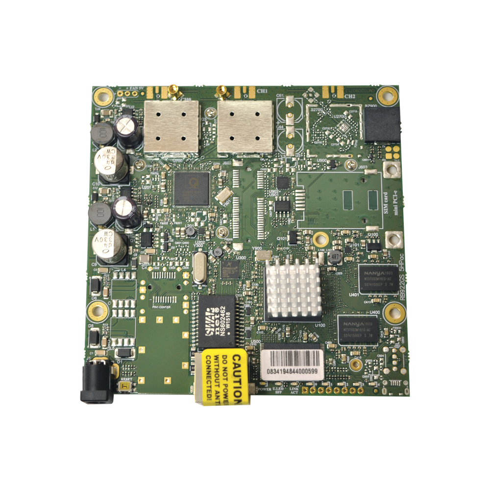 5GHz a/n/ac Wireless RouterBoard, 1 Gigabit Port, 720MHz CPU, Level 3 License (Client Only).