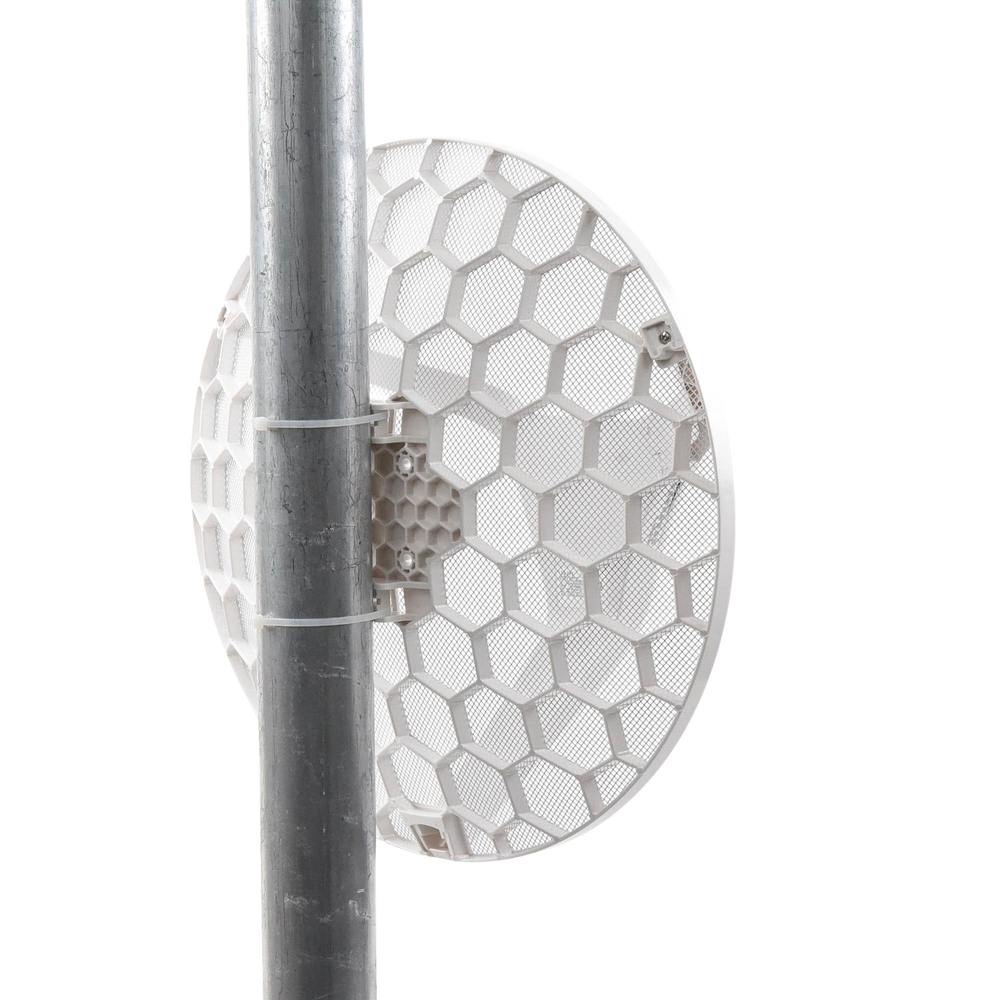 (LHG HP5) Cliente de Alta Potencia en 5GHz 802.11 a/n con Antena de Rejilla de 24.5dBi