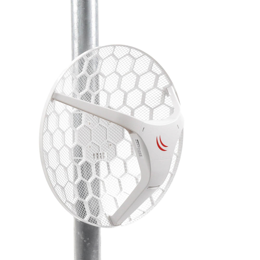 (LHG 5) Client and PtP at 5 GHz 802.11 a/n, Integrated 24.5dBi Antenna, Up to 316mW Power.