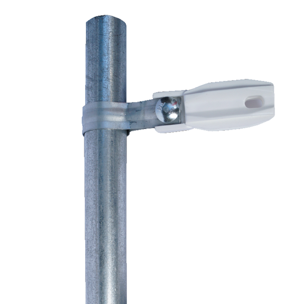 Aislador de paso o esquina de color Blanco con abrazadera incluida de 33-38mm para uso en tubería de malla ciclónica.