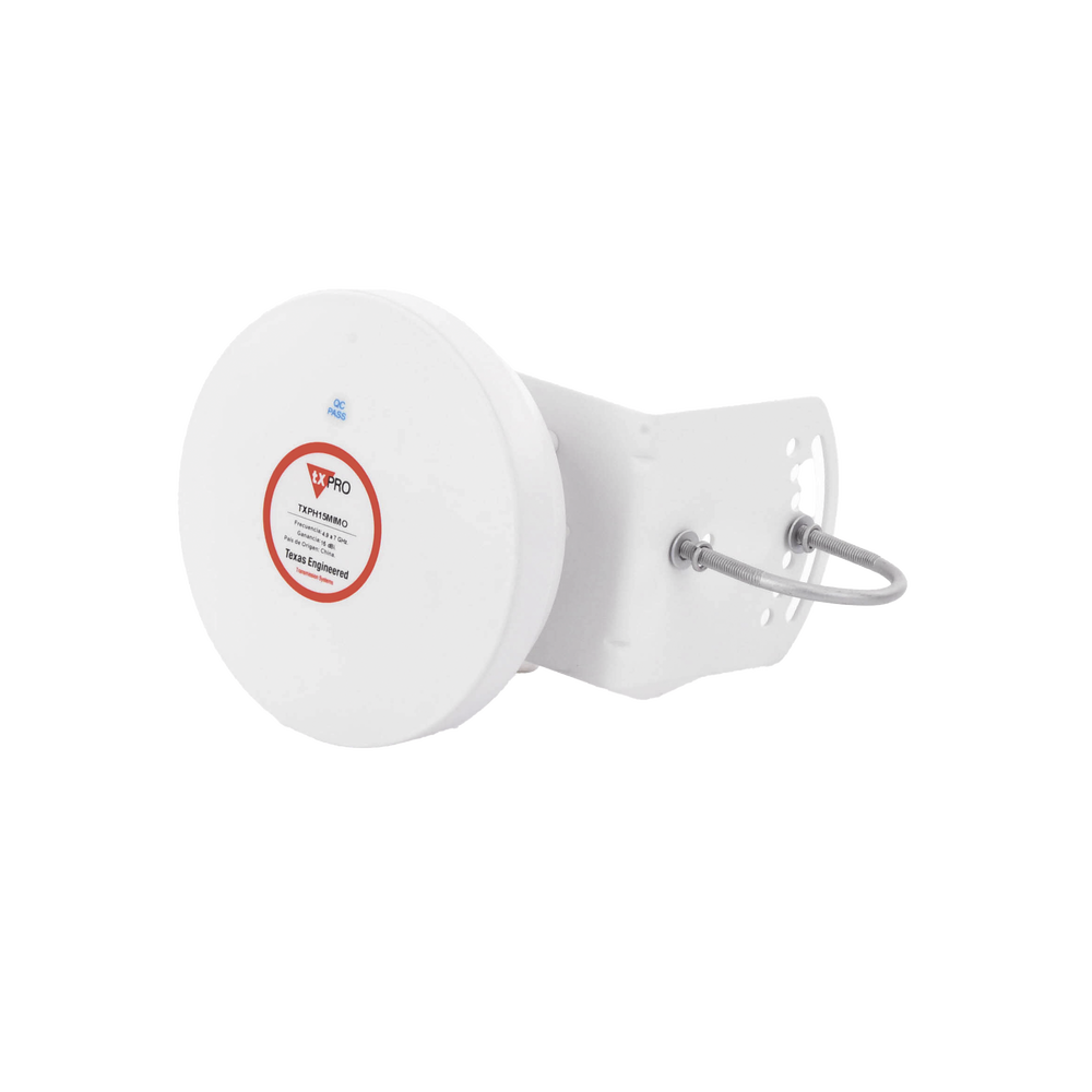 Symmetrical 45° Horn Sector Antenna, 15 dBi, 4.9 - 7GHz, Ideal for high noise environments, RPSMA connector type, with mounting and jumpers included