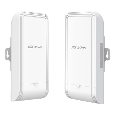 Kit Punto de Acceso (AC) PTP y PTMP en 5 GHz / PoE / Hasta 867 Mbps / Salida PoE (alimenta una camara) / Antena Sectoria