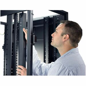 PDU para rack Apc AP7530 0U 24 tomas NEMA 5-20R 1.92 kW
