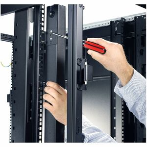PDU para rack Apc AP7530 0U 24 tomas NEMA 5-20R 1.92 kW