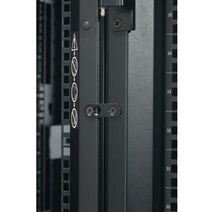 Gabinete rack Apc AR3100 NetShelter SX 42U negro 1700,97 kg estático