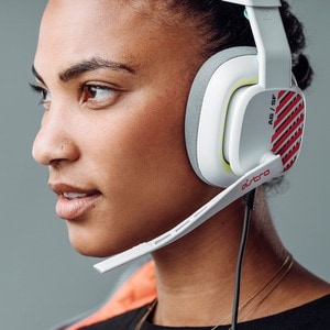 Diadema gamer Logitech Astro A10 Gen 2 cableada, estéreo, 3.5 mm