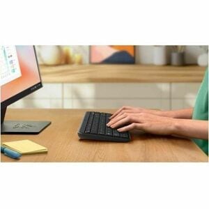 Teclado Logitech K250 920-013447 Bluetooth, QWERTY español, rosa