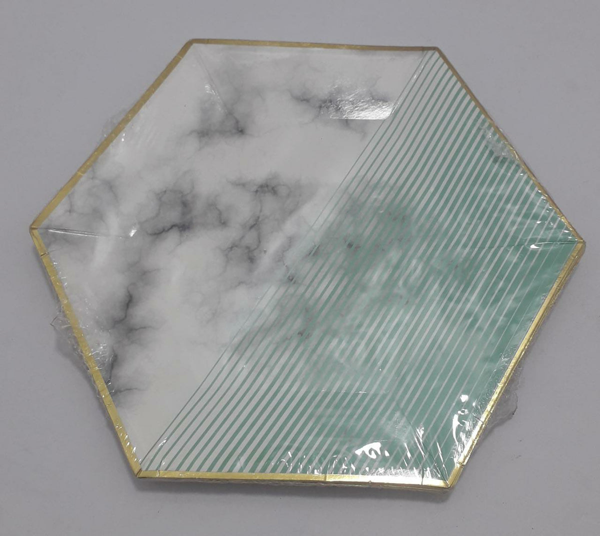 Plato hexagonal verde rayas blanco hum