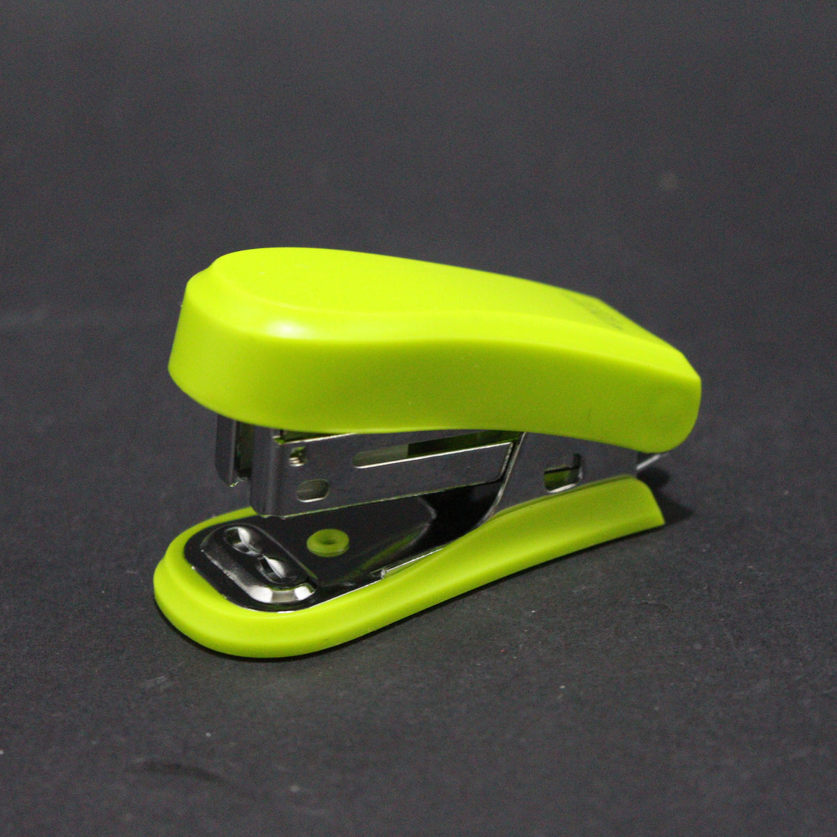 Cosedora mini 24/6 y 26/6 stapler