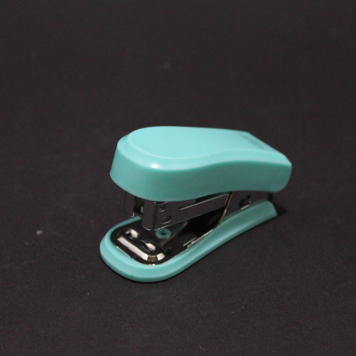 Cosedora mini 24/6 y 26/6 stapler