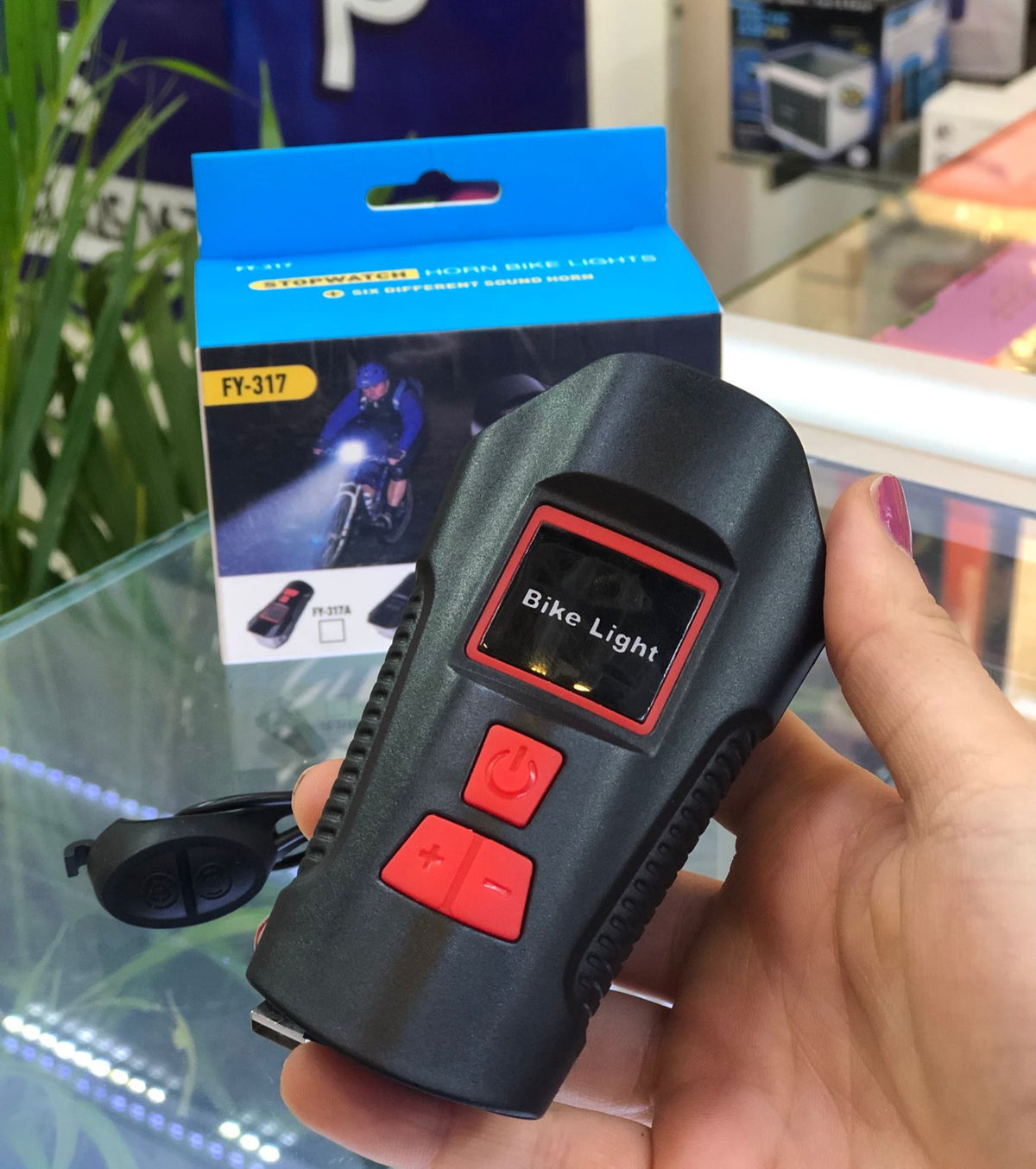 Linterna Dos En Uno Con Luz Led Y Pito P
