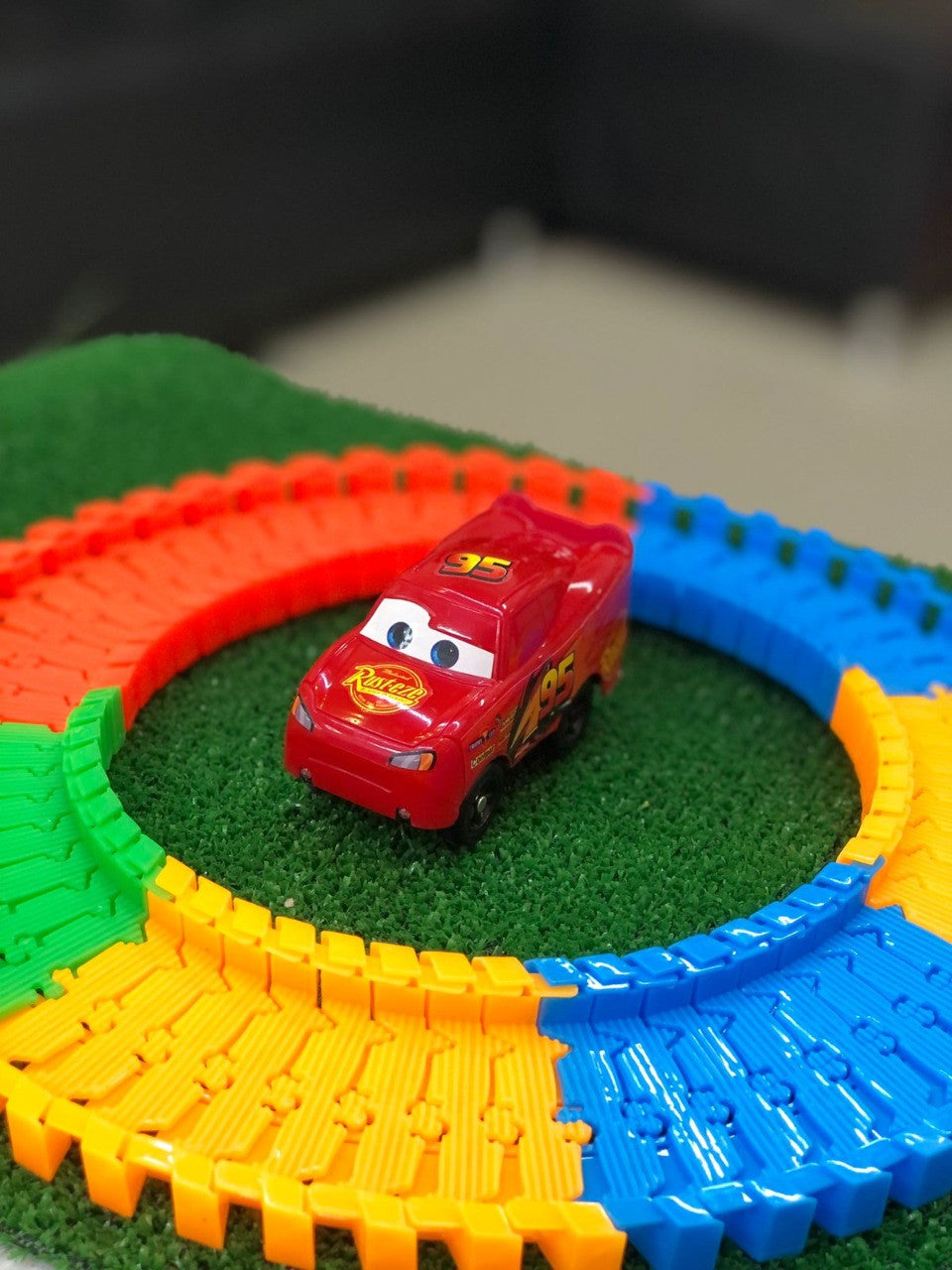 Mini pista de carro neon + carro 56 piez