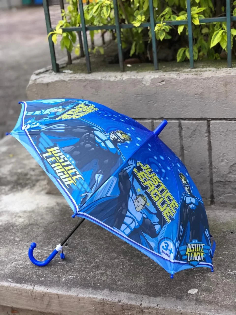 Sombrilla para niños de diseños con pito