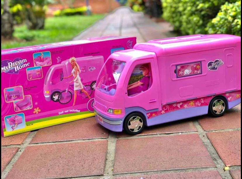 Camper de barbie sencillo