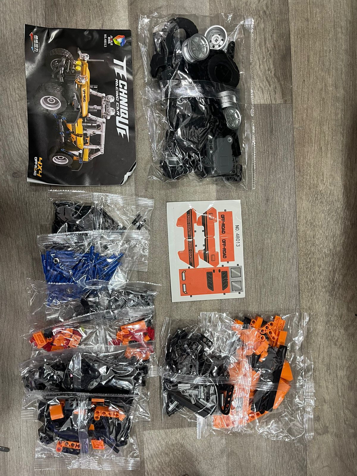 LEGOS DE MOTO Y CARRO