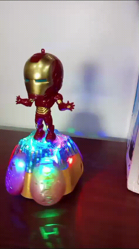 Figura bailarin iron man