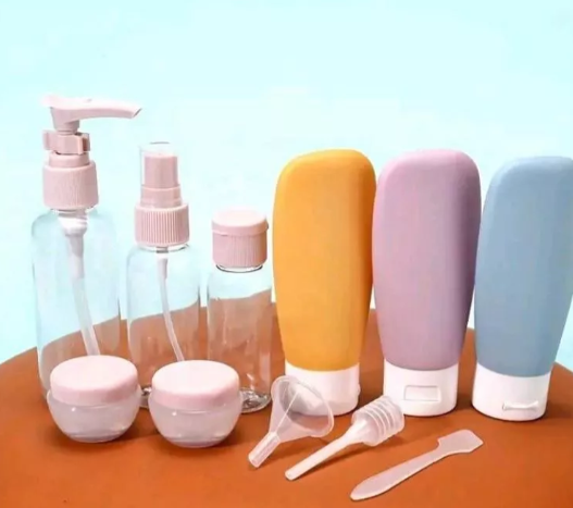 Combo Estuche para viajes + Kit envases