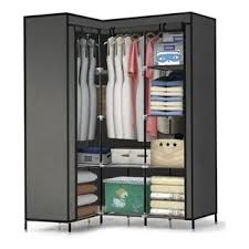 Closet de ropa esquineroo
