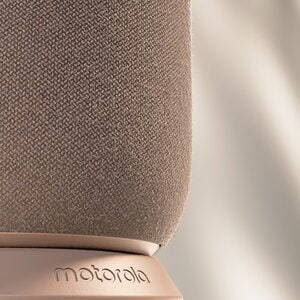 Accesorio Motorola Moto Sound Flow Pantone Warm Taupe color beige