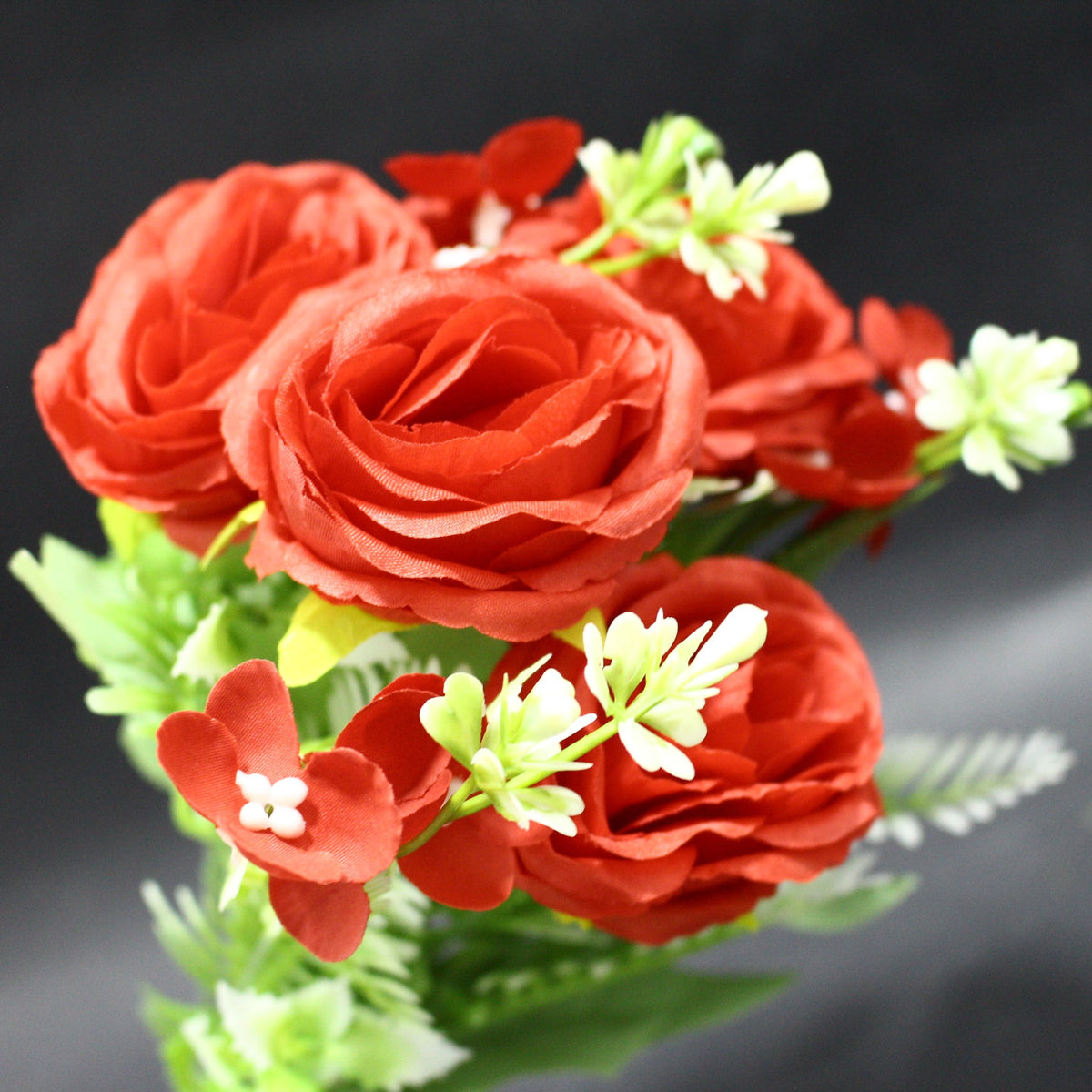 Flor rosas rojo en manojo de 4 y 5 fl