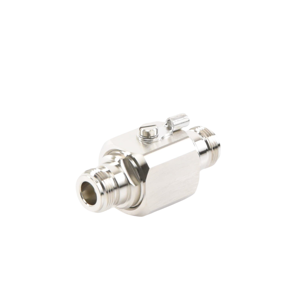 Protector contra descargas eléctricas. Cubre los rangos de frecuencia de los amplificadores de Señal Celular. 50 Ohm. Conectores N.