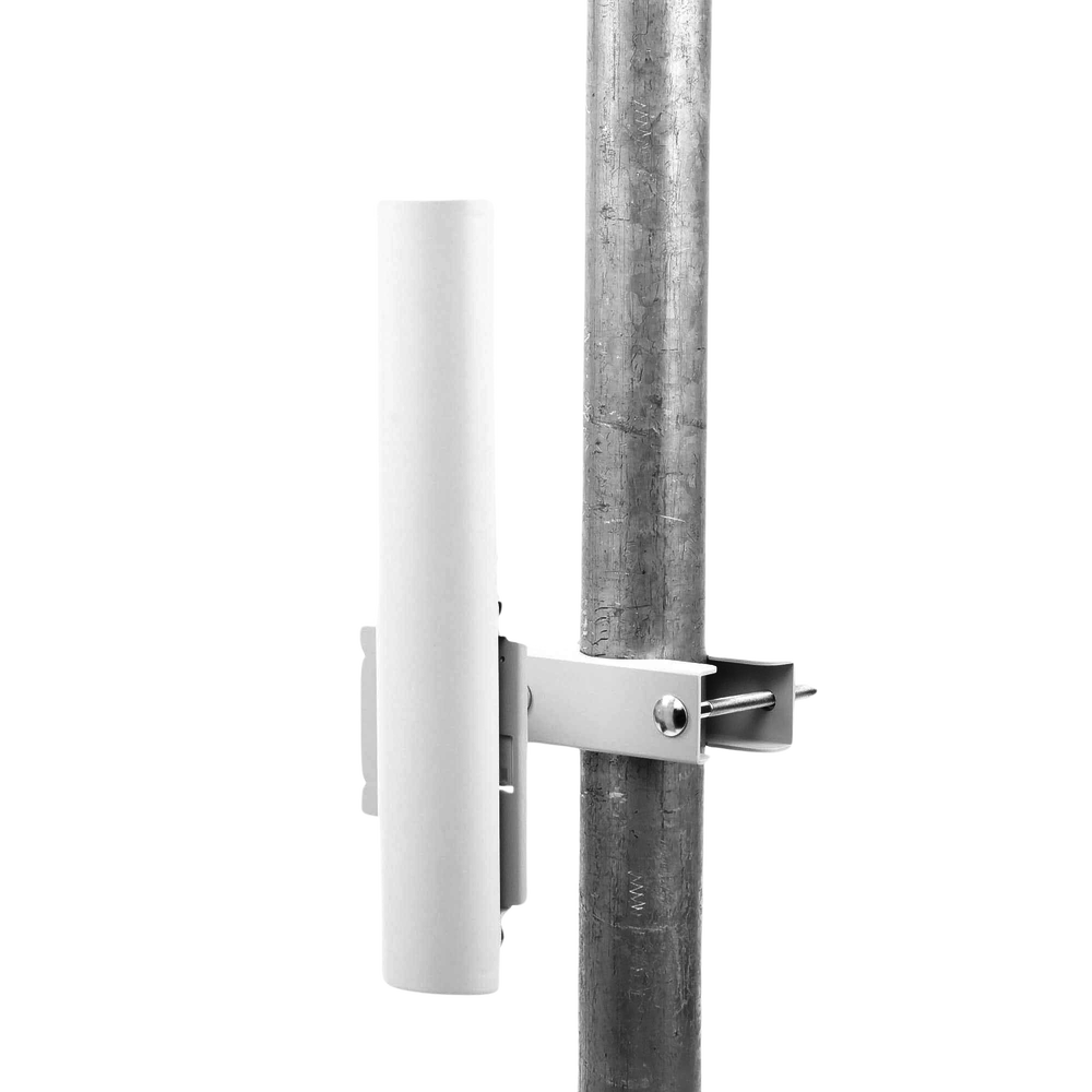 Sector antenna for airMAX radio base stations with 90 degrees of horizontal coverage, 5 GHz (4.90-5.85 GHz) of 17 dBi