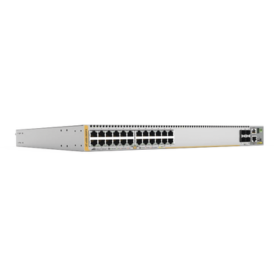 Switch PoE+ Stackeable Capa 3, 24 puertos 10/100/1000 Mbps + 4 puertos SFP+ 10 G y dos bahías hotswap PSU