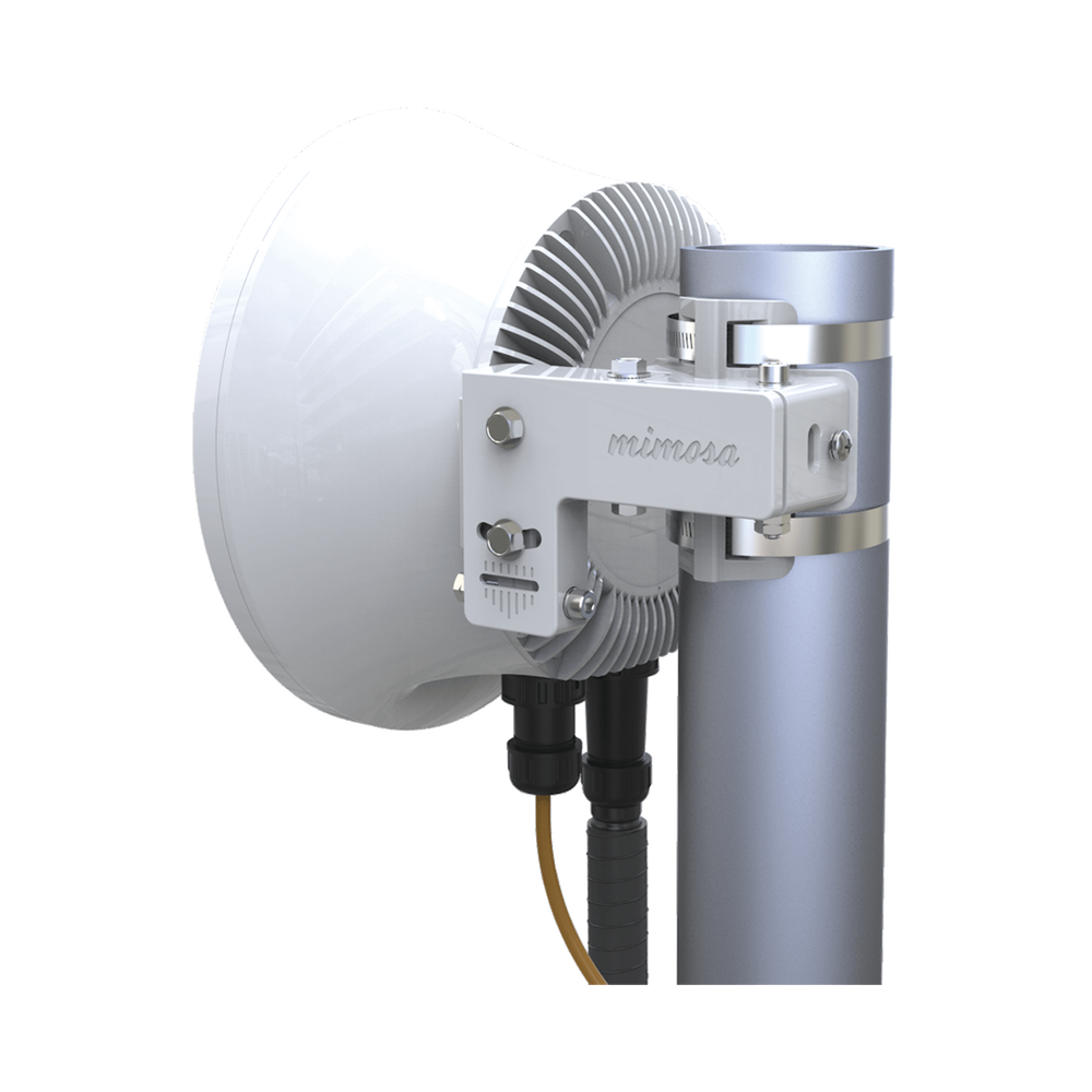 PTP Backhaul Radio at 24 GHz frequency, 4X4:4 MIMO, 1.5 Gbps, Integrated 33 dBi Antenna, IP67, SFP Port, Automatic Environment Adaptation
