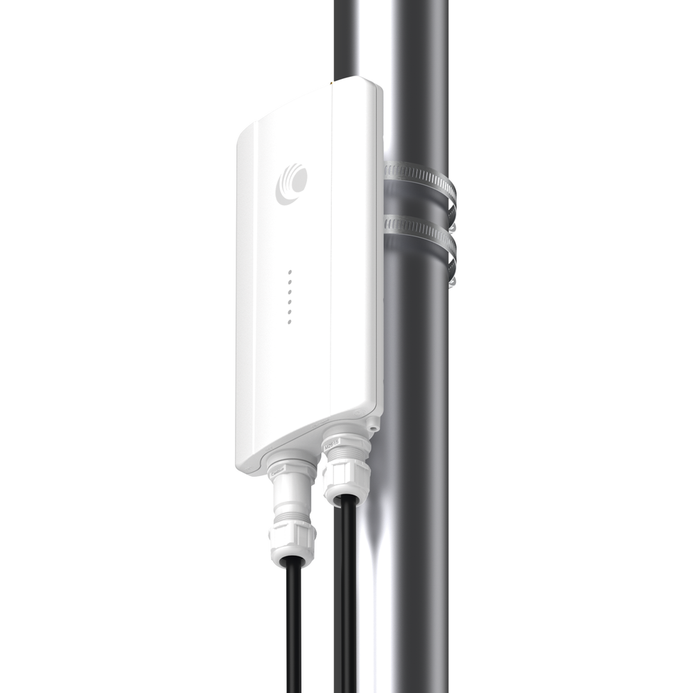 ePMP 4600L 2x2 MIMO connectorized base station capable of up to 2 Gbps aggregate / 5725–7125 MHz (Wi-Fi 6e) / GPS synchronization / up to 120 subscribers