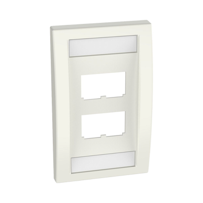 Placa de Pared Vertical Ejecutiva, Salida Para 4 Puertos Mini-Com, Con Espacios Para Etiquetas, Color Blanco Mate