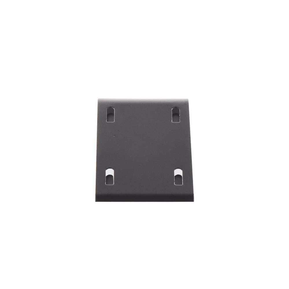 Bajada para cable de 100 mm de ancho, con baño de pintura epóxica en color NEGRO