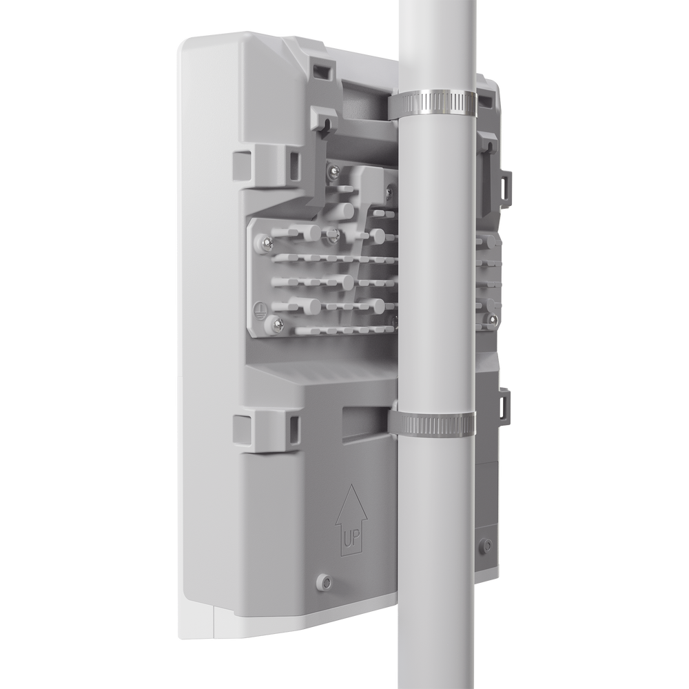 (netPower 16P) Dual OS Managed Switch, 16 PoE Ports, 2 10G SFP+ Ports for Outdoor