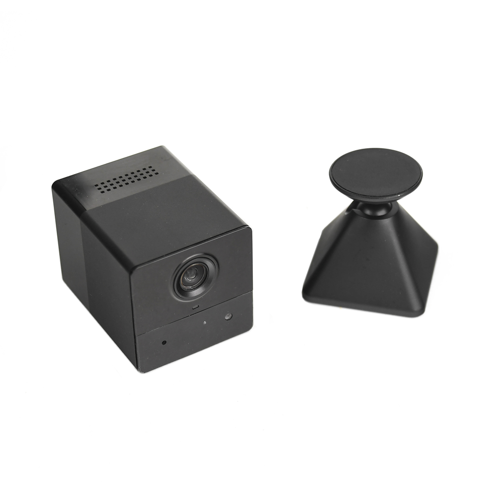 Mini Wireless IP Camera with Rechargeable Battery (Zero Cables) / 2 Megapixel 1080p / Indoor Use / Cloud Recording / Magnetic Base for Attaching to Metal Surfaces